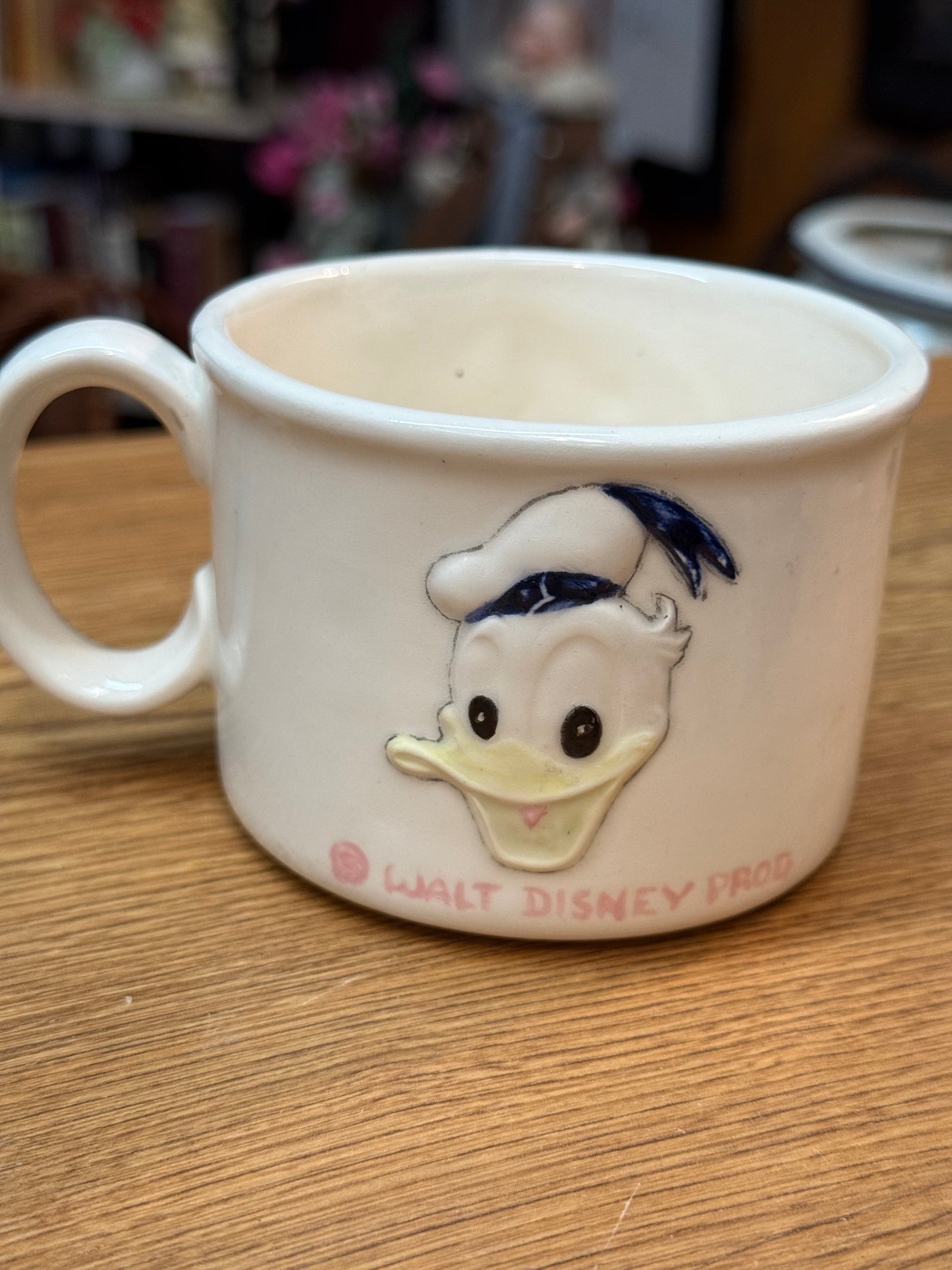 Vintage 1977 Walt Disney Donald Duck Mug – JTC Japan – Raised Relief Face – Child’s Ceramic Cup