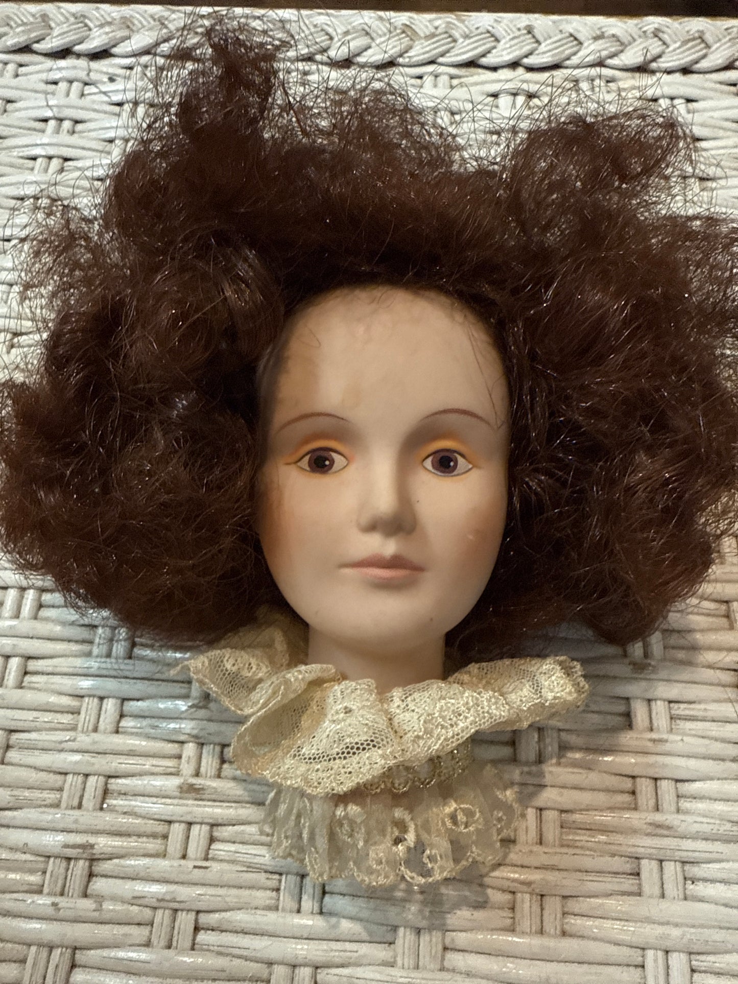 Haunted Porcelain Doll Head with Lace Collar – Vintage Creepy Display Bust