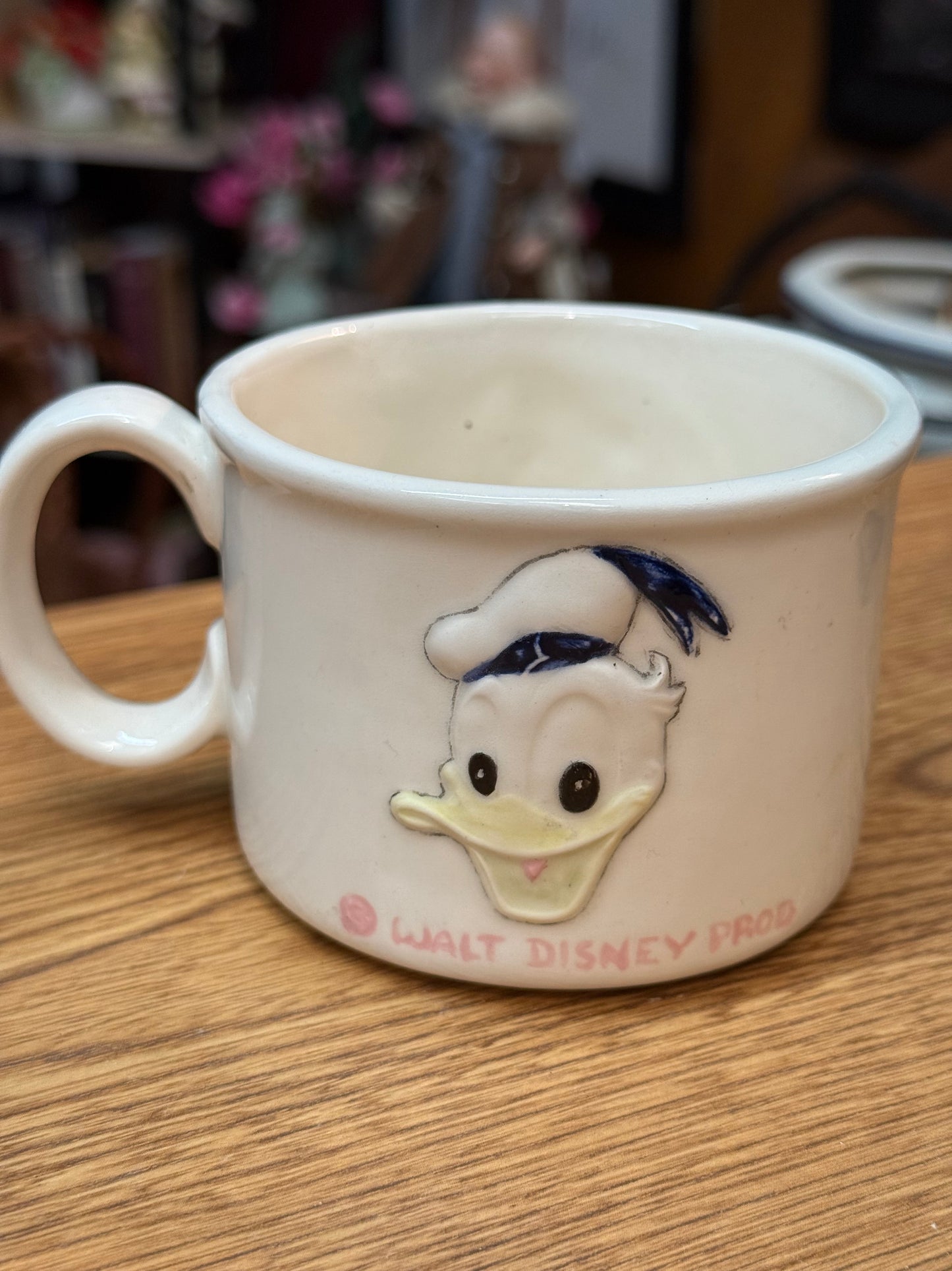 Vintage 1977 Walt Disney Donald Duck Mug – JTC Japan – Raised Relief Face – Child’s Ceramic Cup