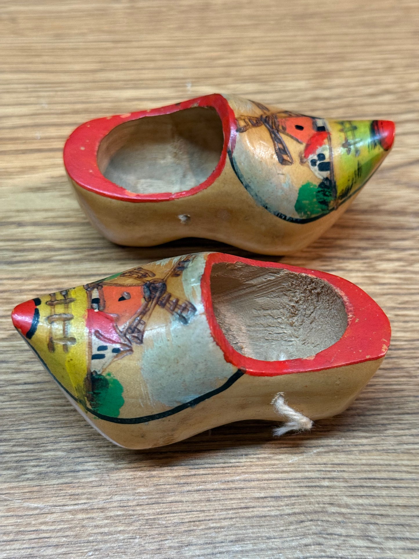 Vintage Dutch Wooden Shoes – Hand-Painted Miniature Clogs from Holland