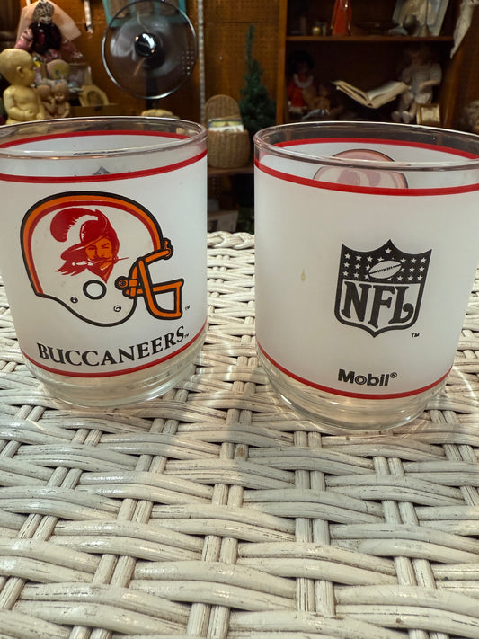 Vintage 1980s Buccaneers & NFL Mobil Glasses – Frosted Pair - Football Barware