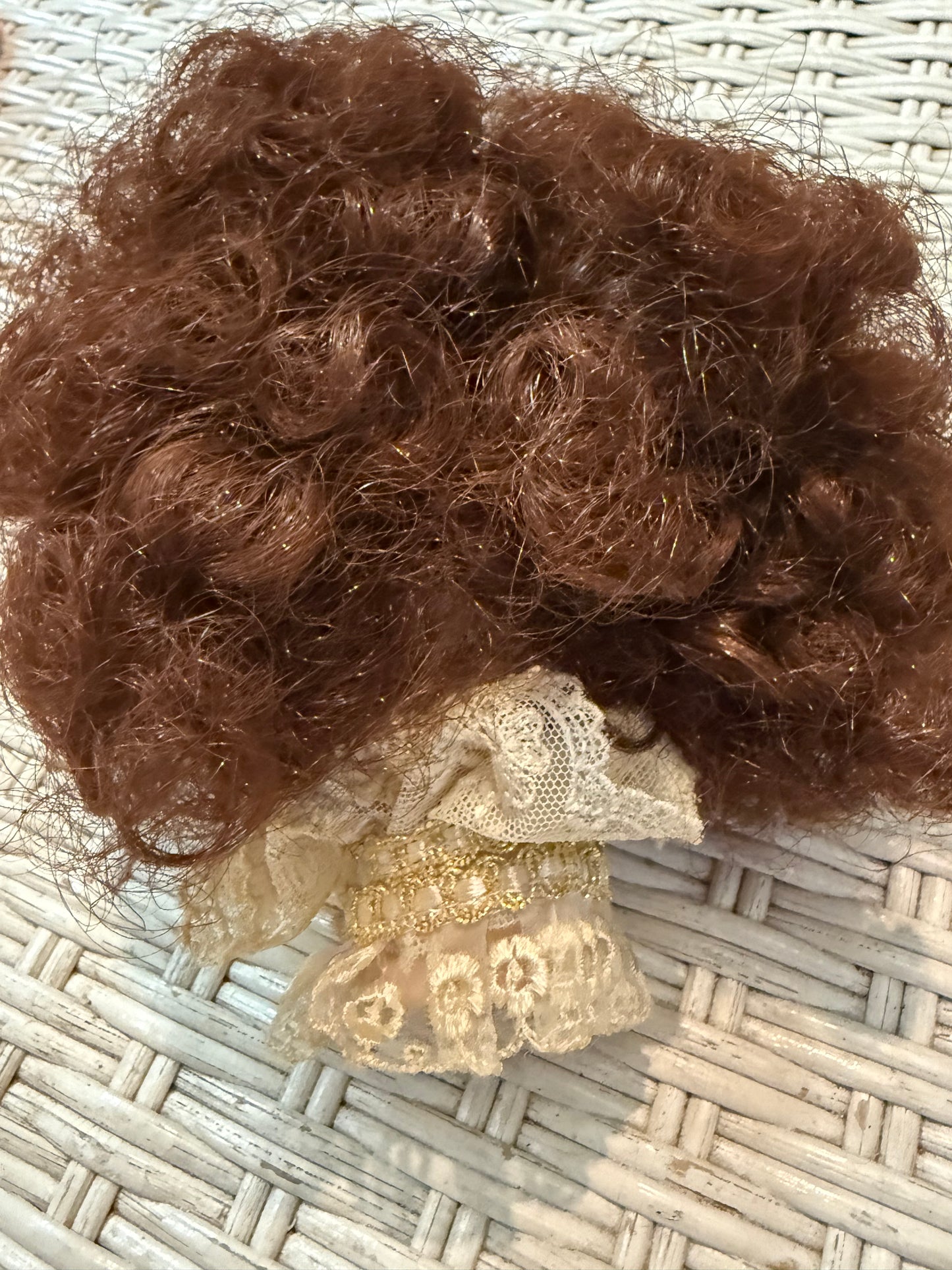 Haunted Porcelain Doll Head with Lace Collar – Vintage Creepy Display Bust