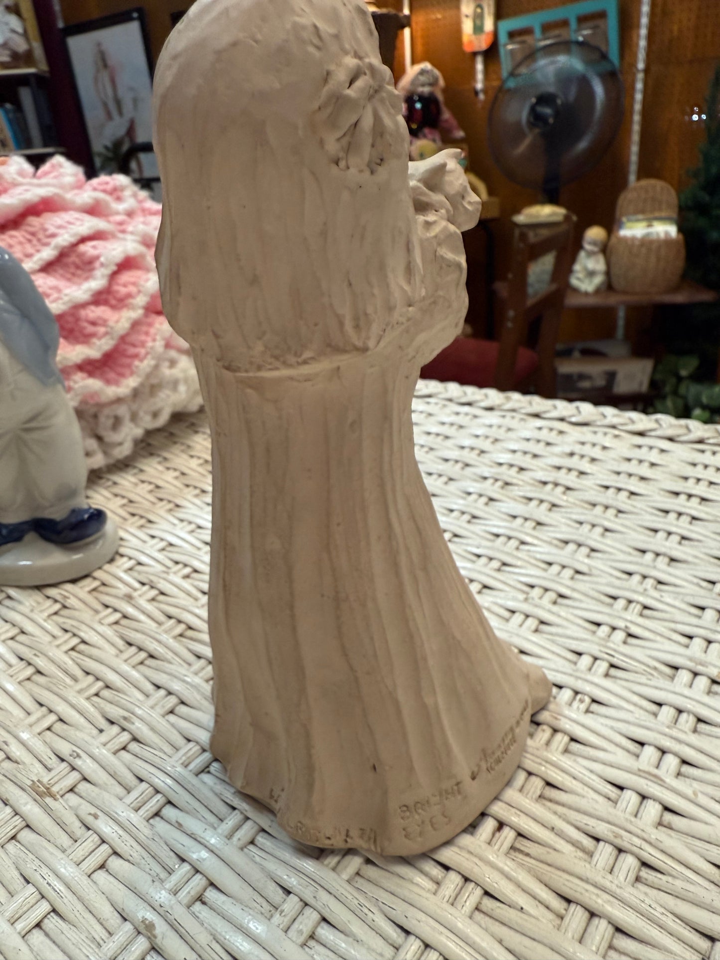 1987 Austin Prod “Bright Eyes” Statue – Girl with Cat – Haunted Manor Decor