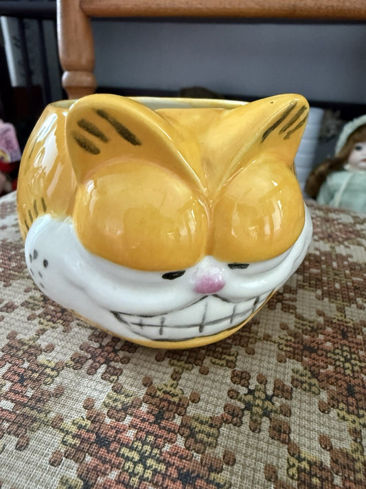 Garfield Vintage Ceramic Coffee Mug Orange 1980s Cartoon