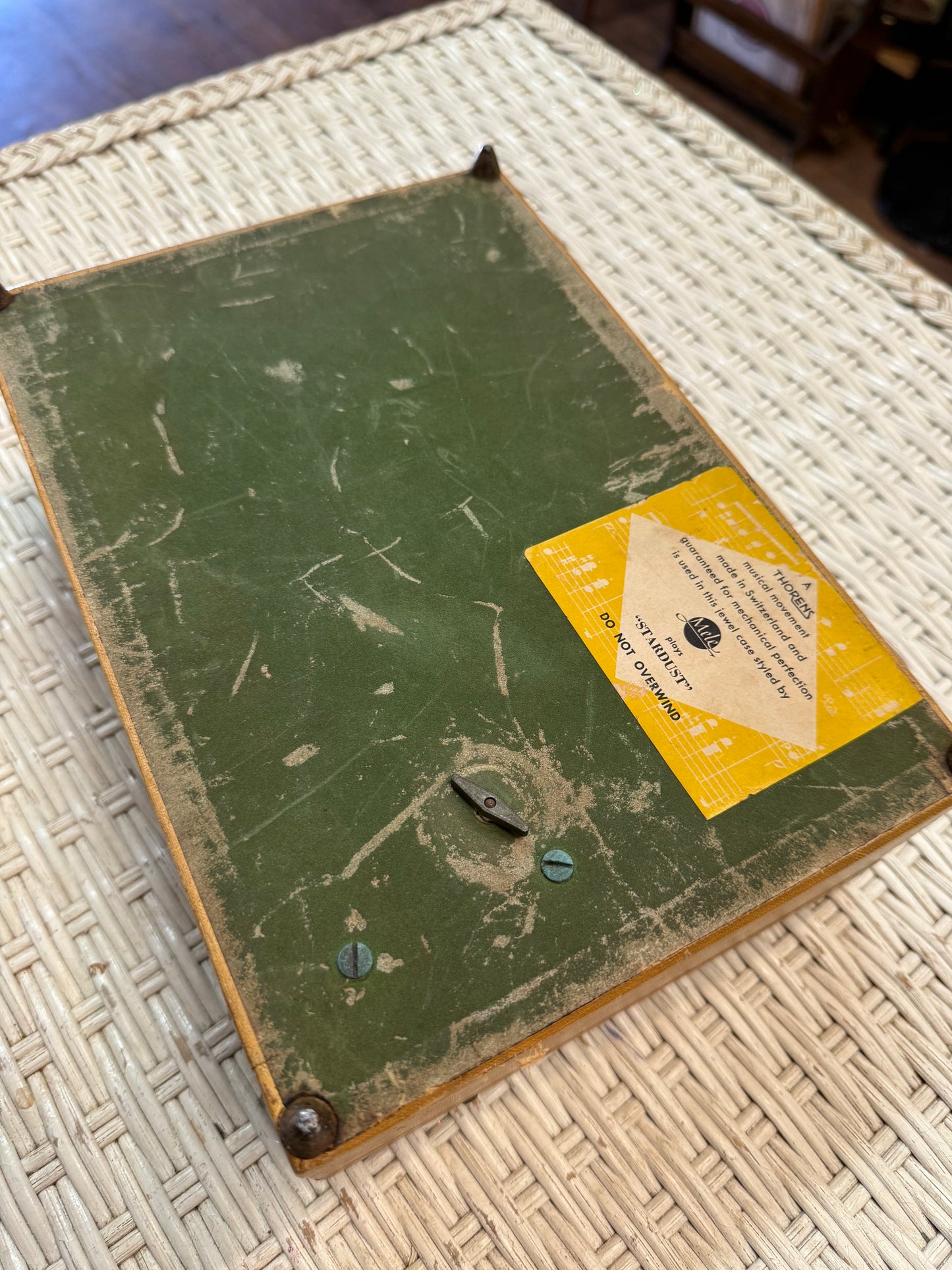 Vintage Musical Jewelry Box by Mele – Plays “Stardust” – Thorens Swiss Movement